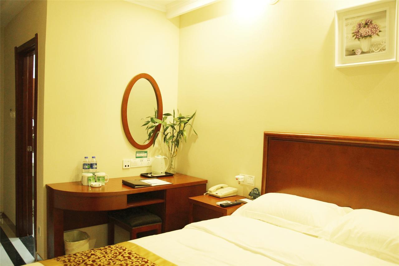 Greentree Inn Yangzhou Slender West Lake South Gate Express Hotel Екстер'єр фото